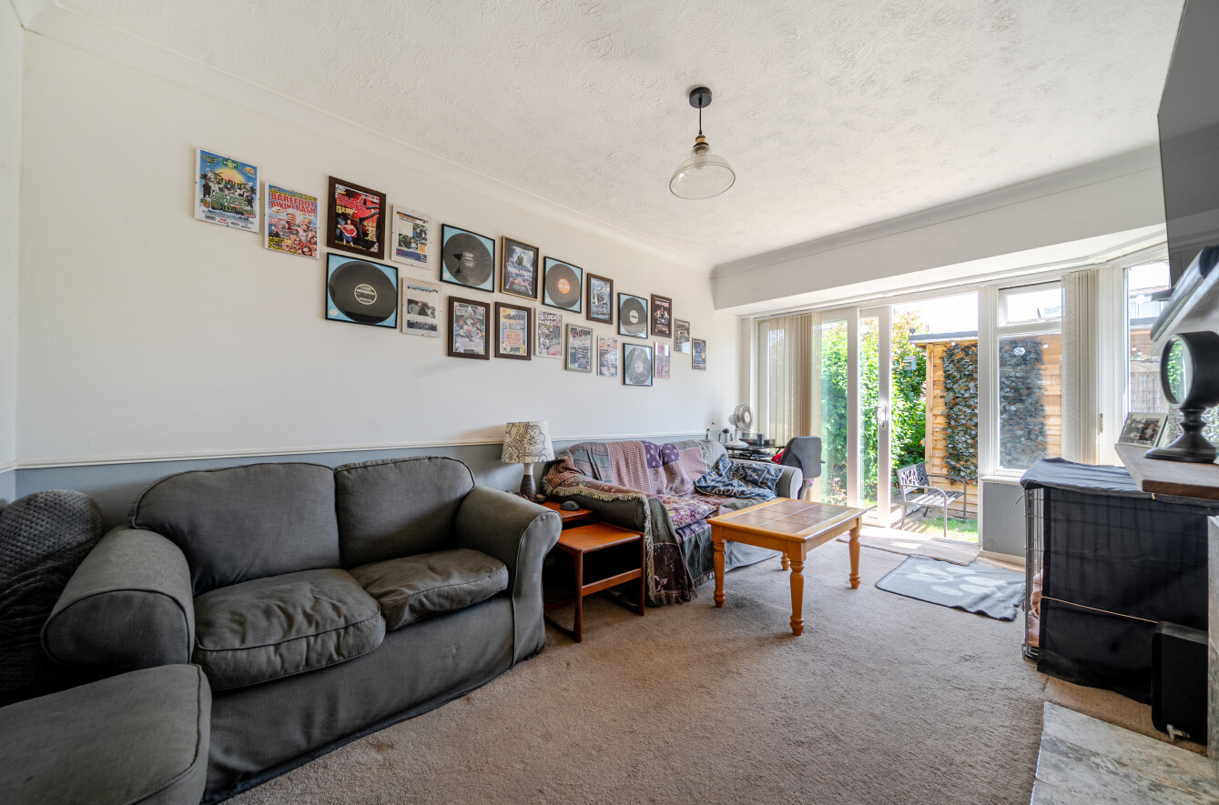 3 bedroom semi-detached bungalow for sale