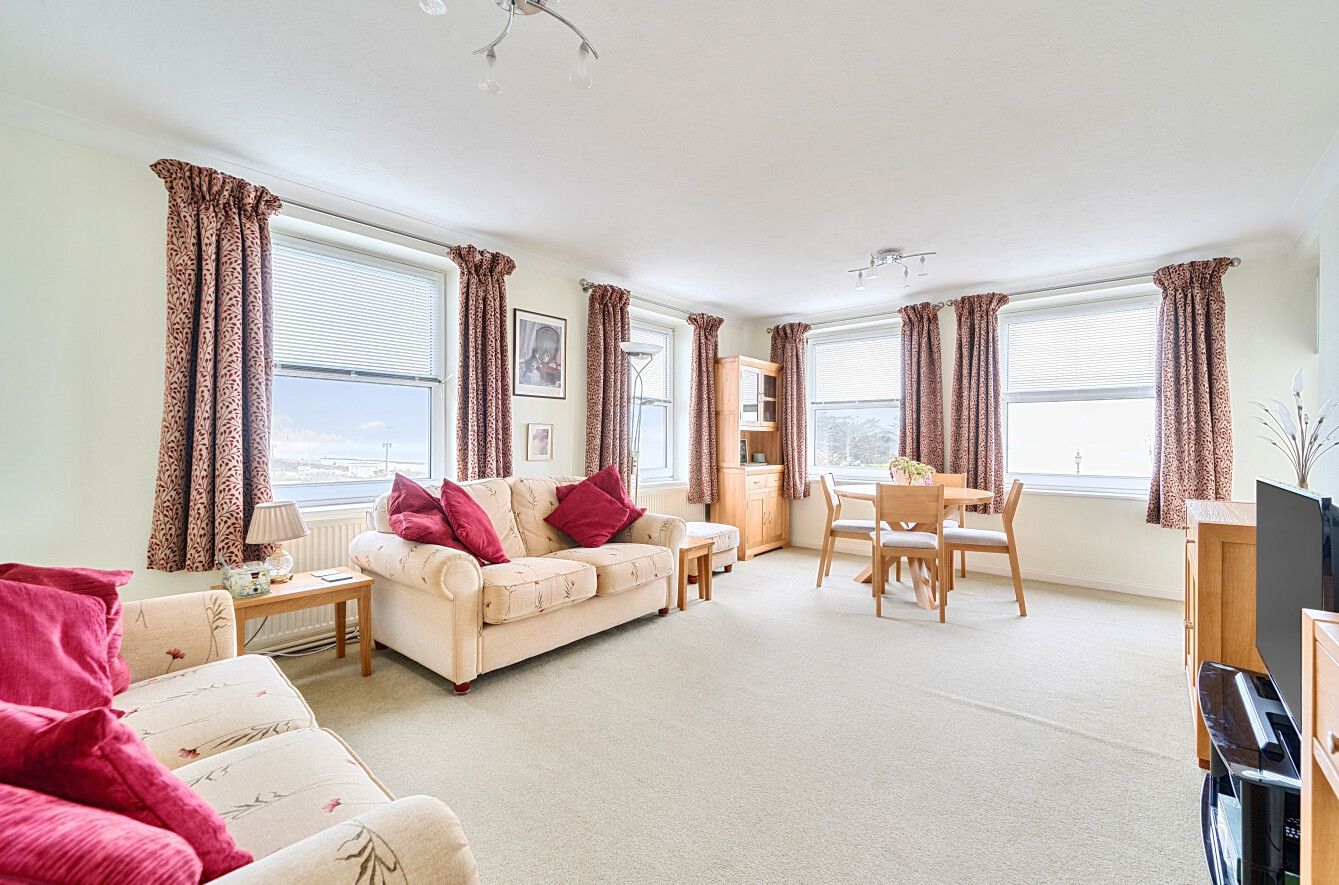 3 bedroom apartment for sale