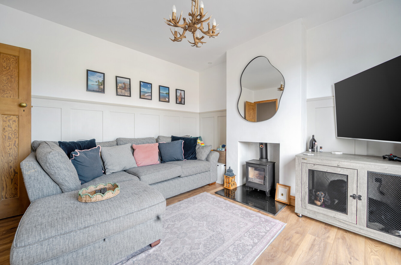 3 bedroom semi-detached bungalow for sale