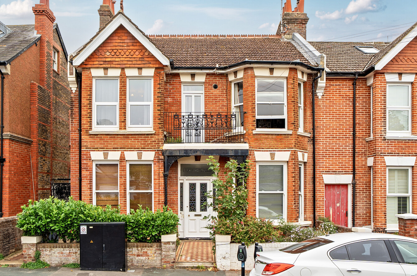 1 bedroom apartment for sale