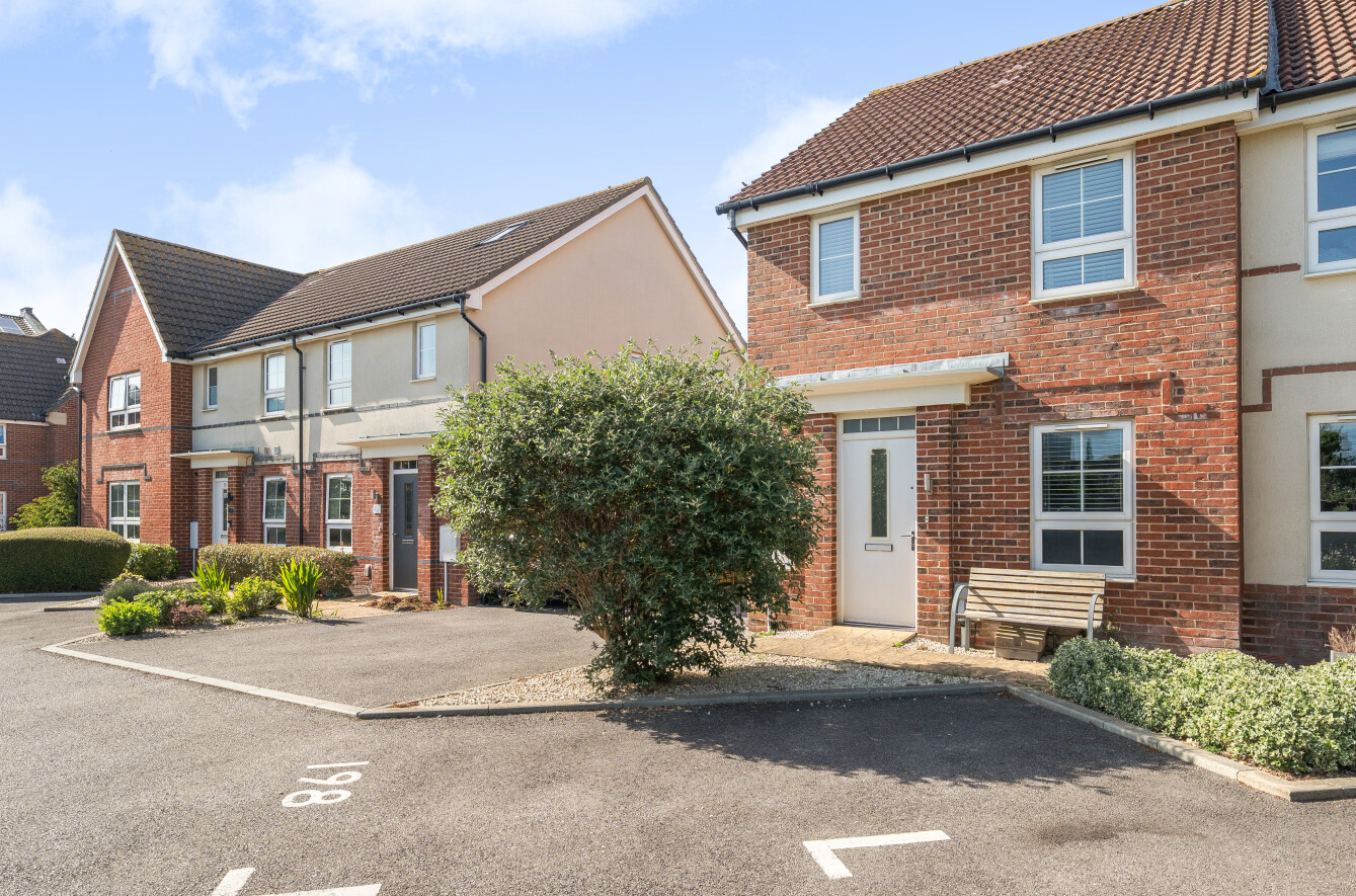 2 bedroom house for sale