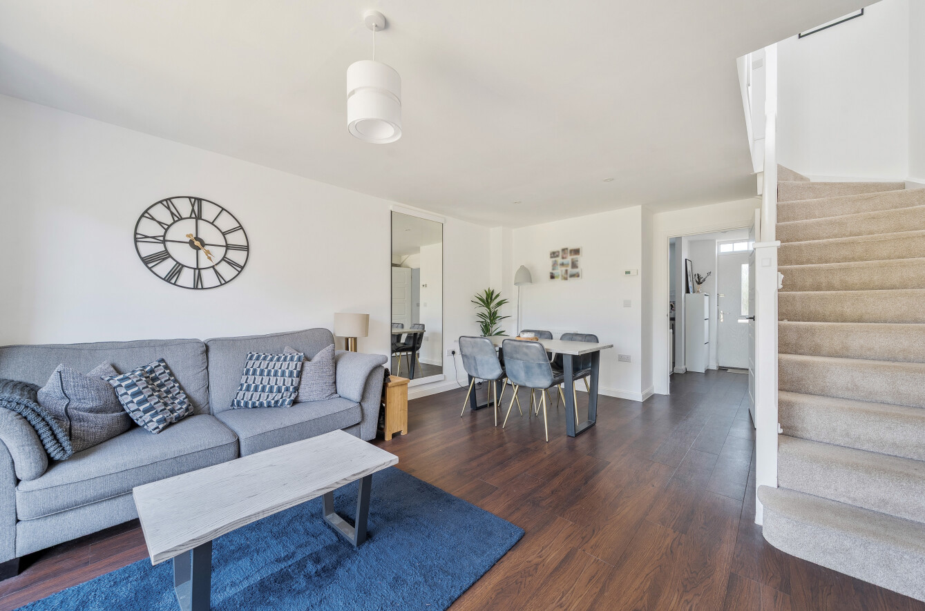2 bedroom house for sale