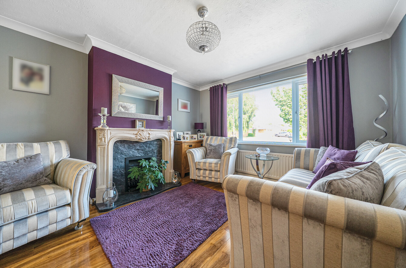 3 bedroom  semi-detached house for sale